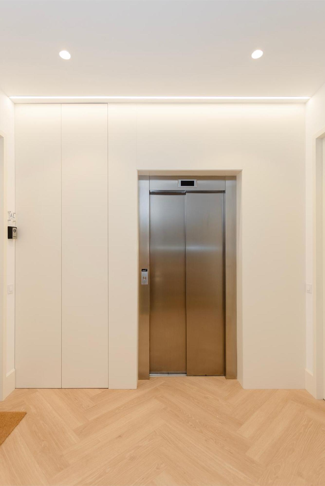 Liiiving In - Luxury Design *