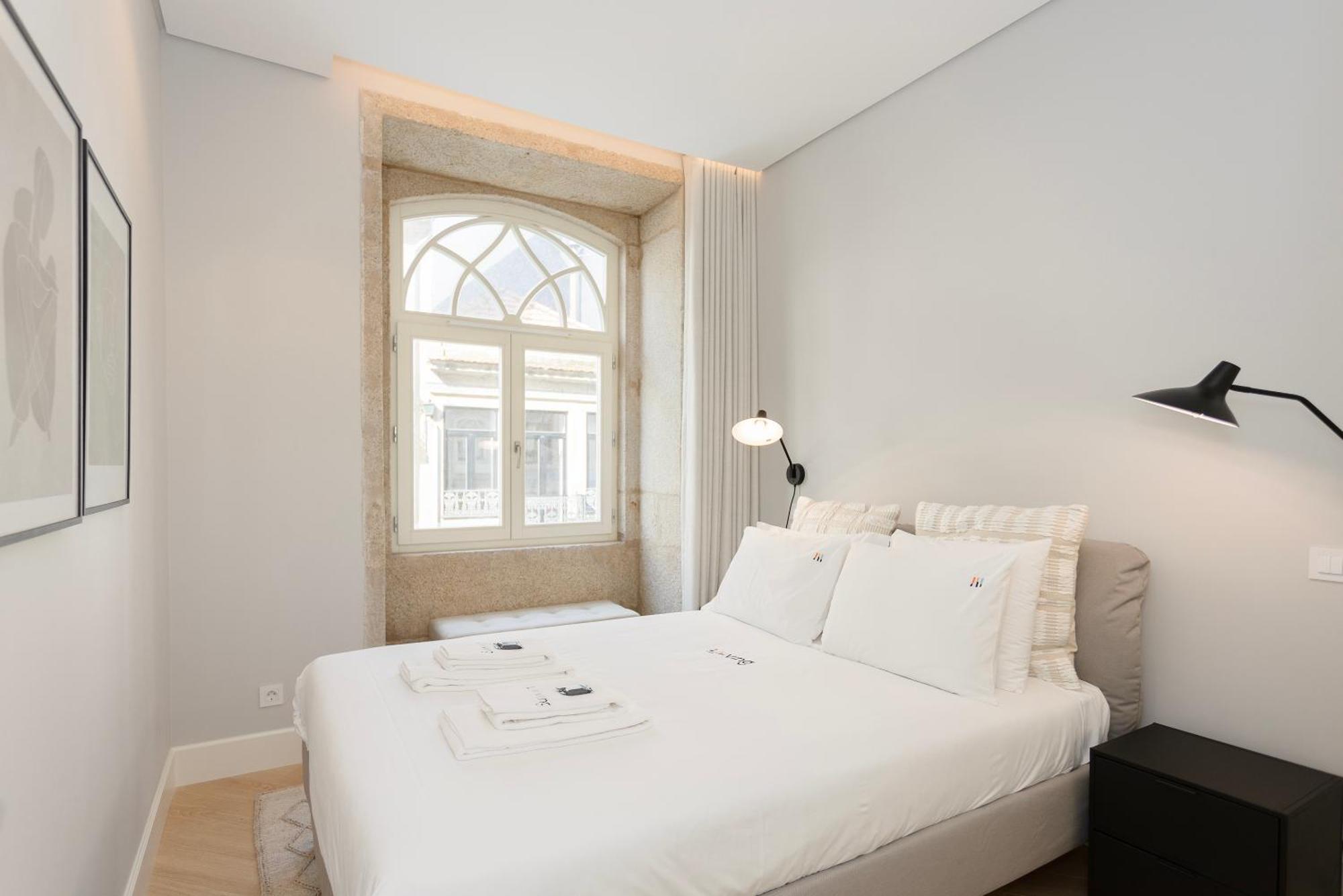 Liiiving In - Luxury Design Apartment *